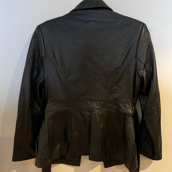 VINTAGE | Amazing vintage black leather double breasted belted jacket - Picture 10 of 10